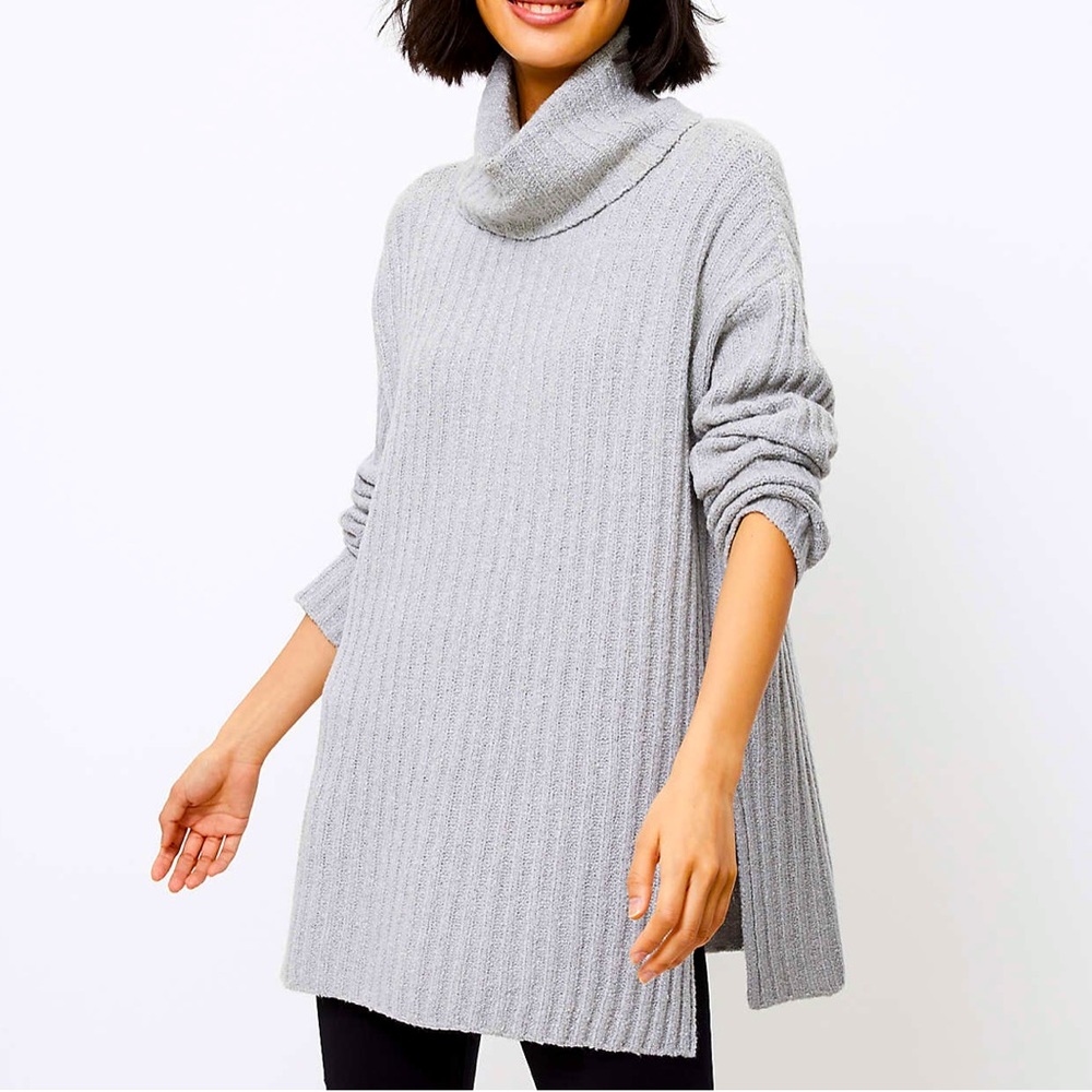 Lou & Grey Ribbed Turtleneck Tunic Sweater in Grey